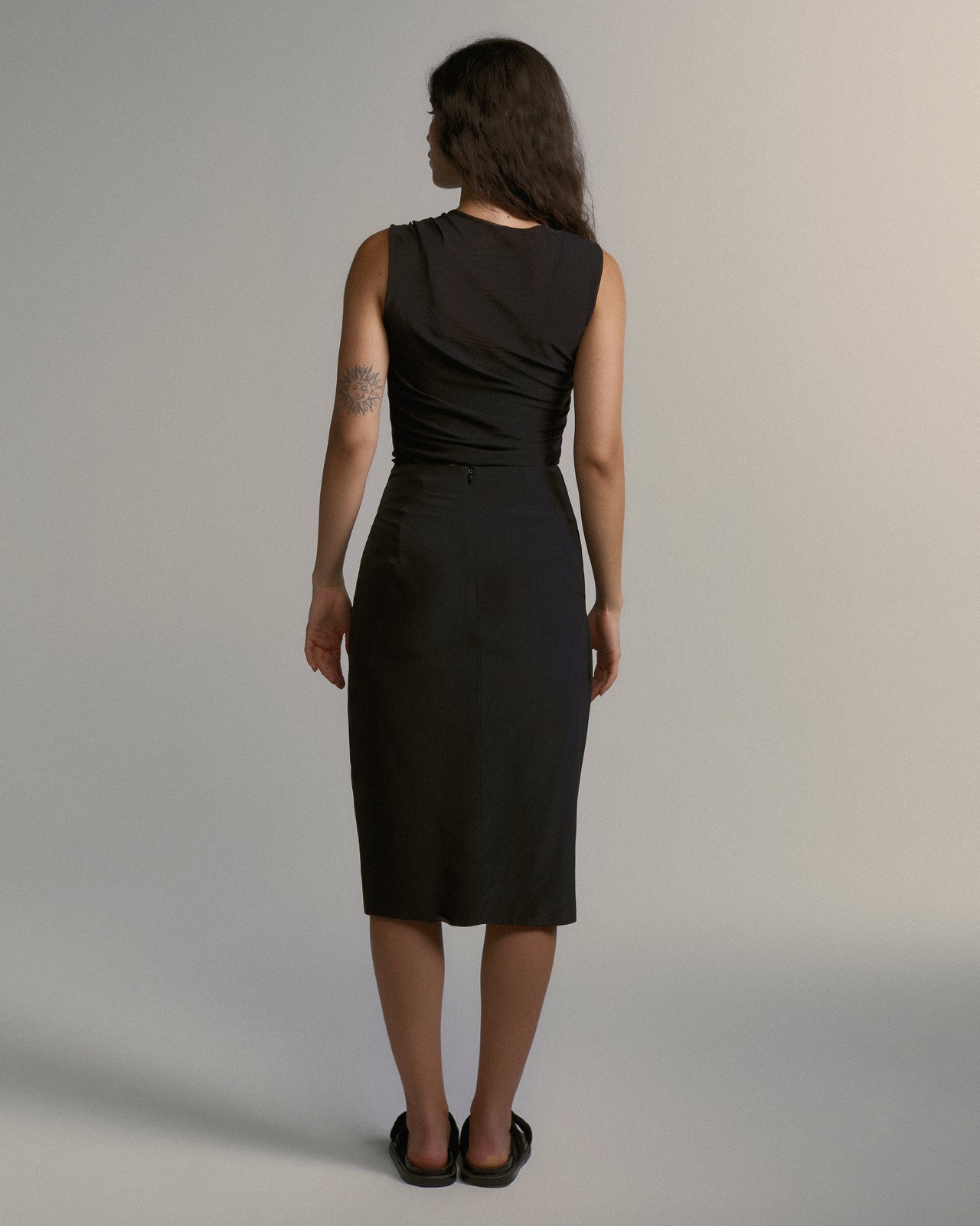 Saia Pareô Seda Preta