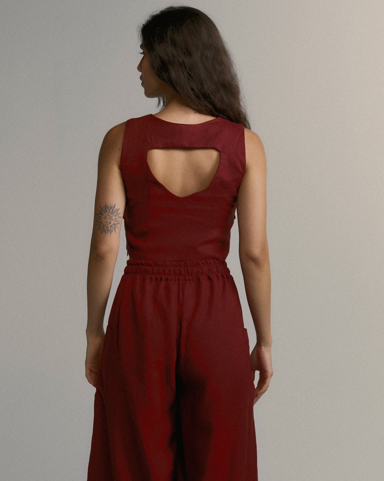 Top Setas Linho Vinho