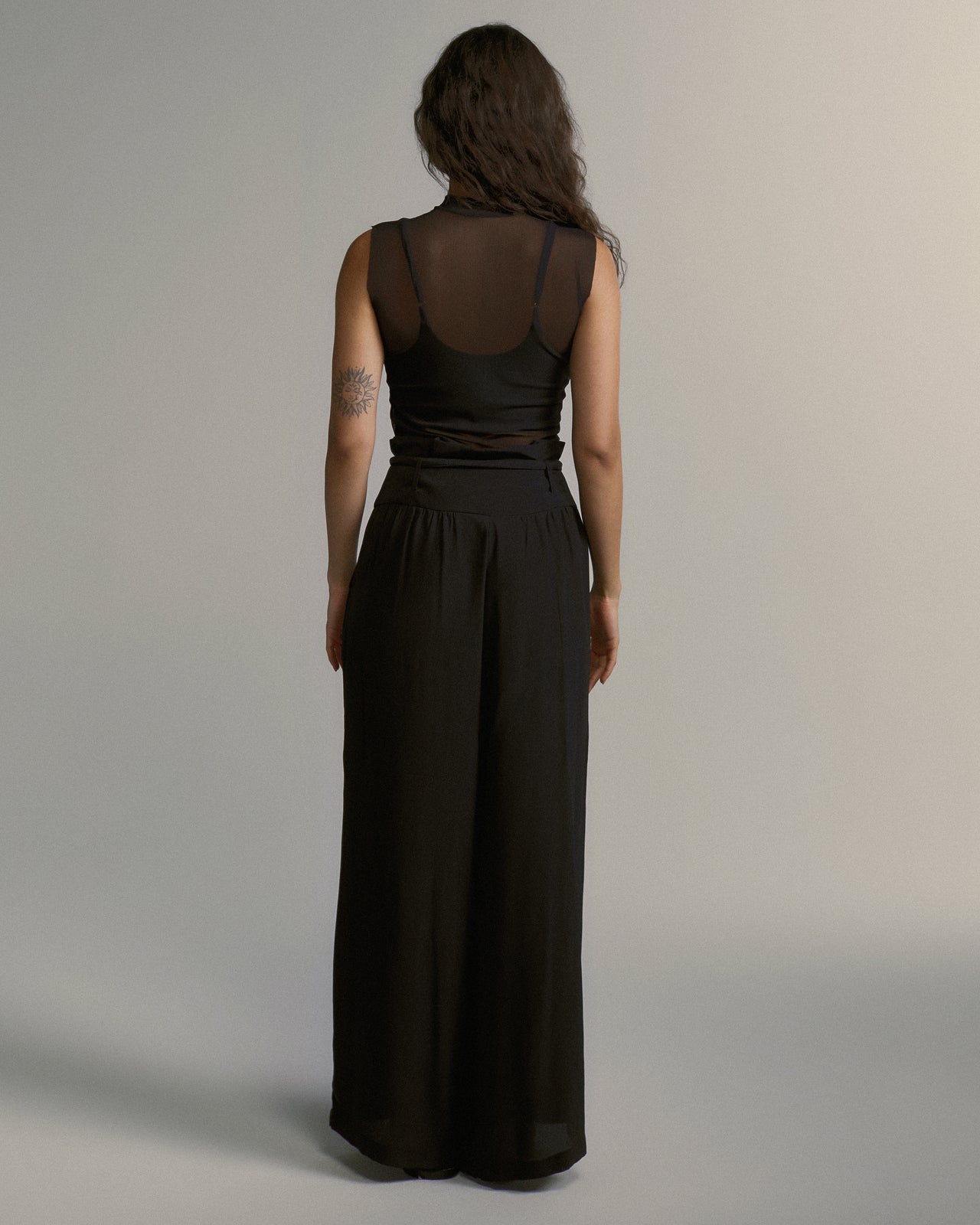 Blusa Belmonte Manga Curta Preto