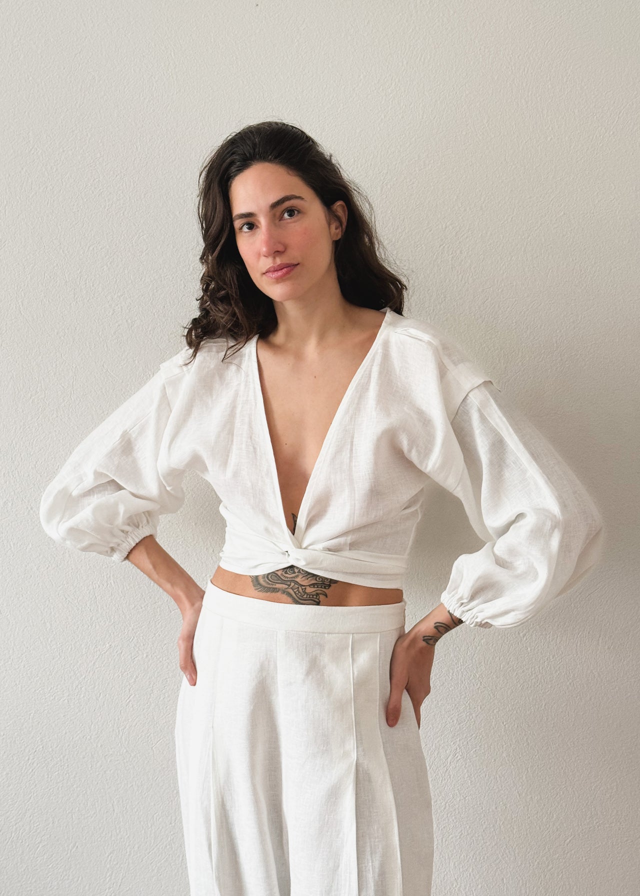 Blusa Gaia Manga Longa Linho Off White