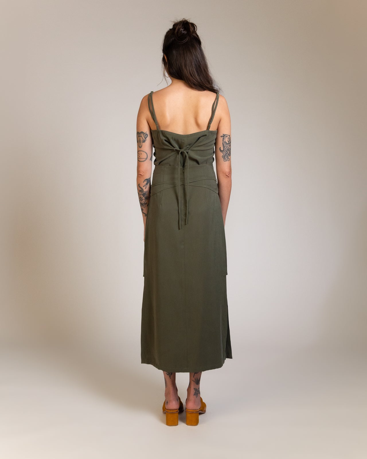 Top Pitanga Verde Oliva