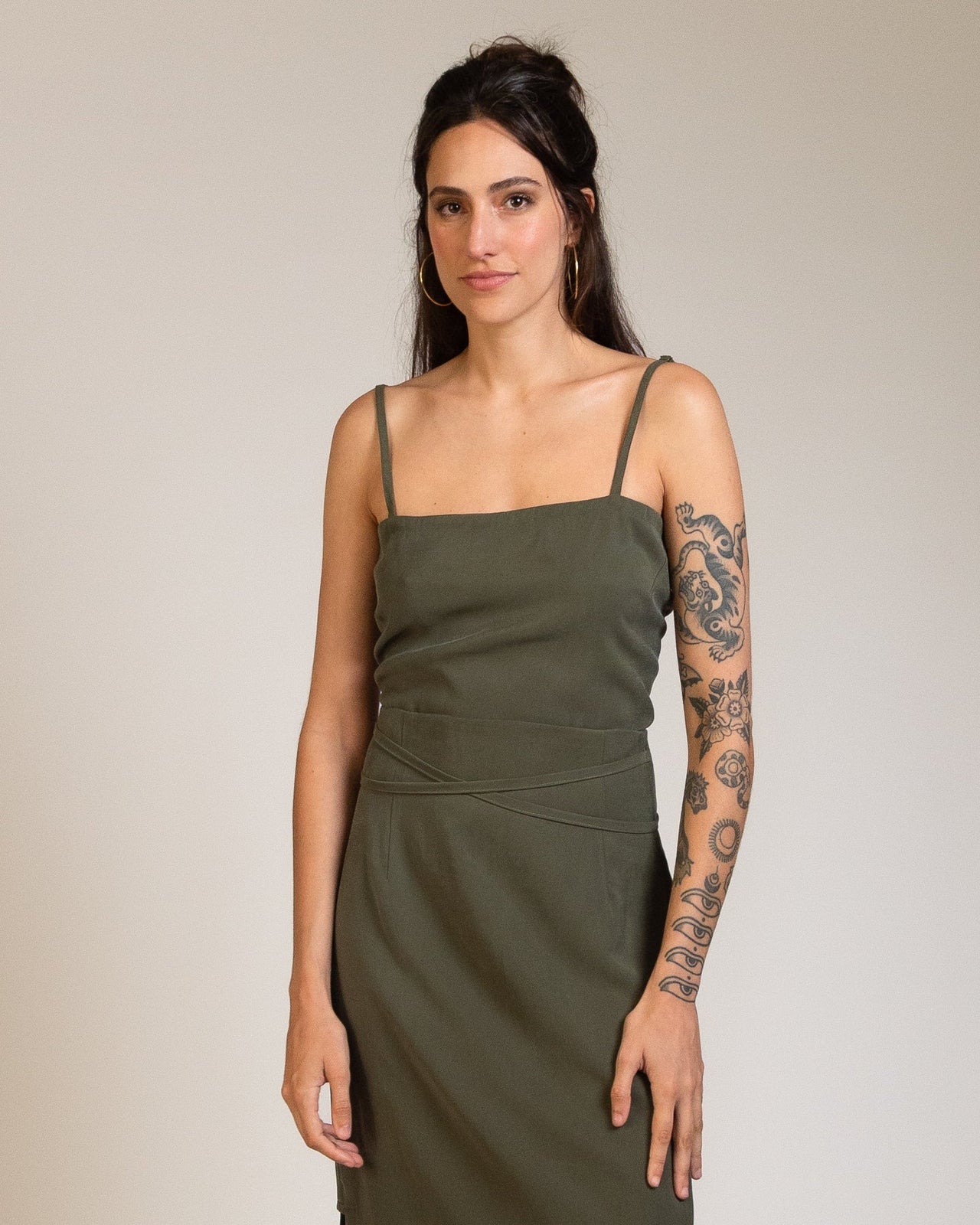 Top Pitanga Verde Oliva