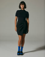 Blusa Ingrid Manga Curta Preto