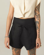 Shorts Laço Linho Preto