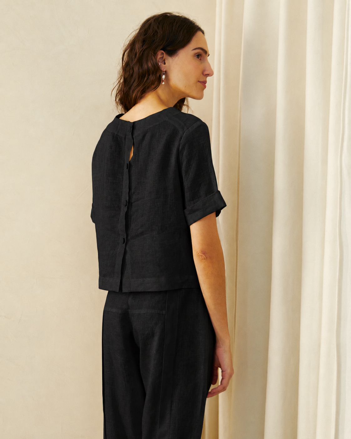 Blusa Hexágono Linho Preto