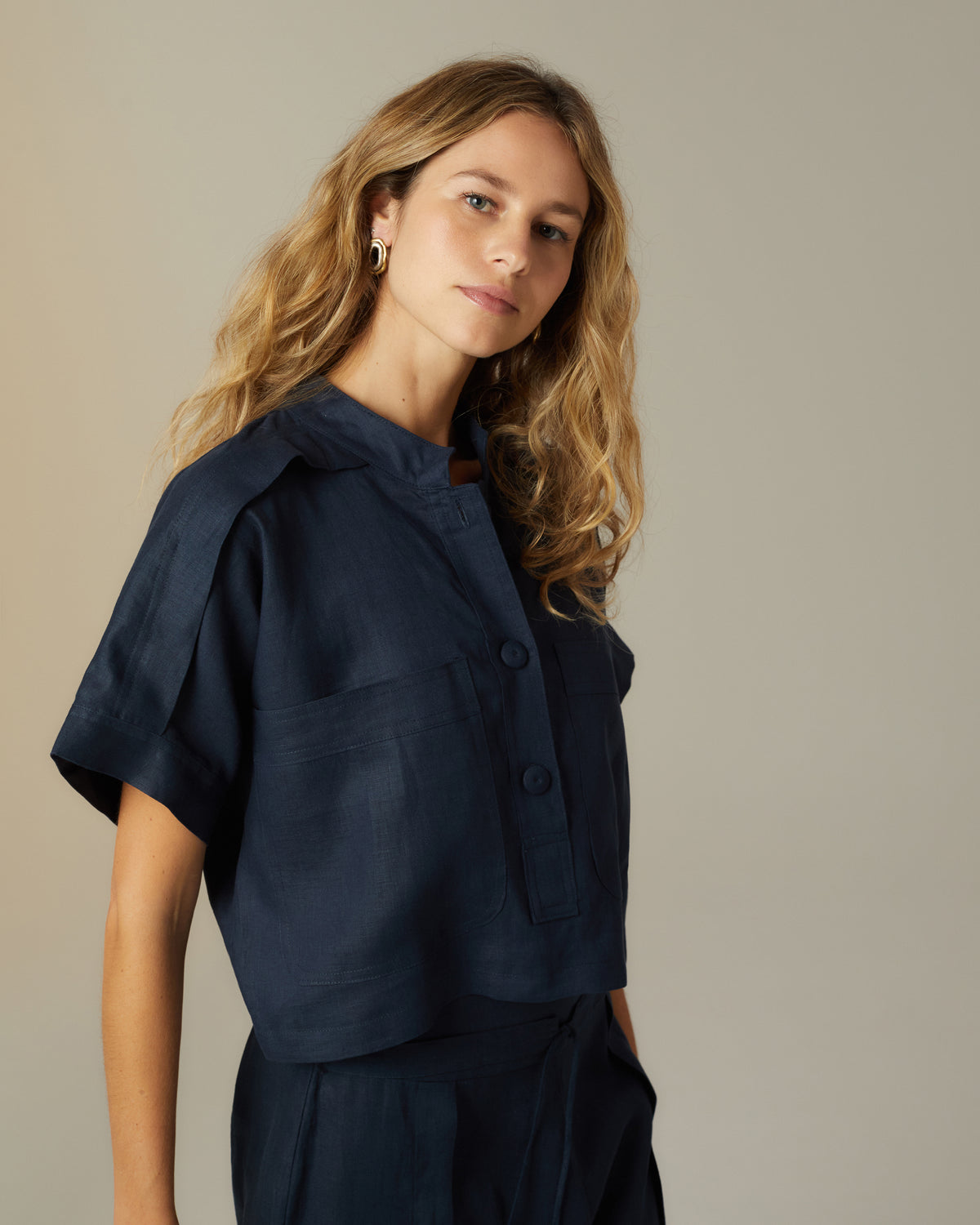 Blusa Égide Linho Marinho