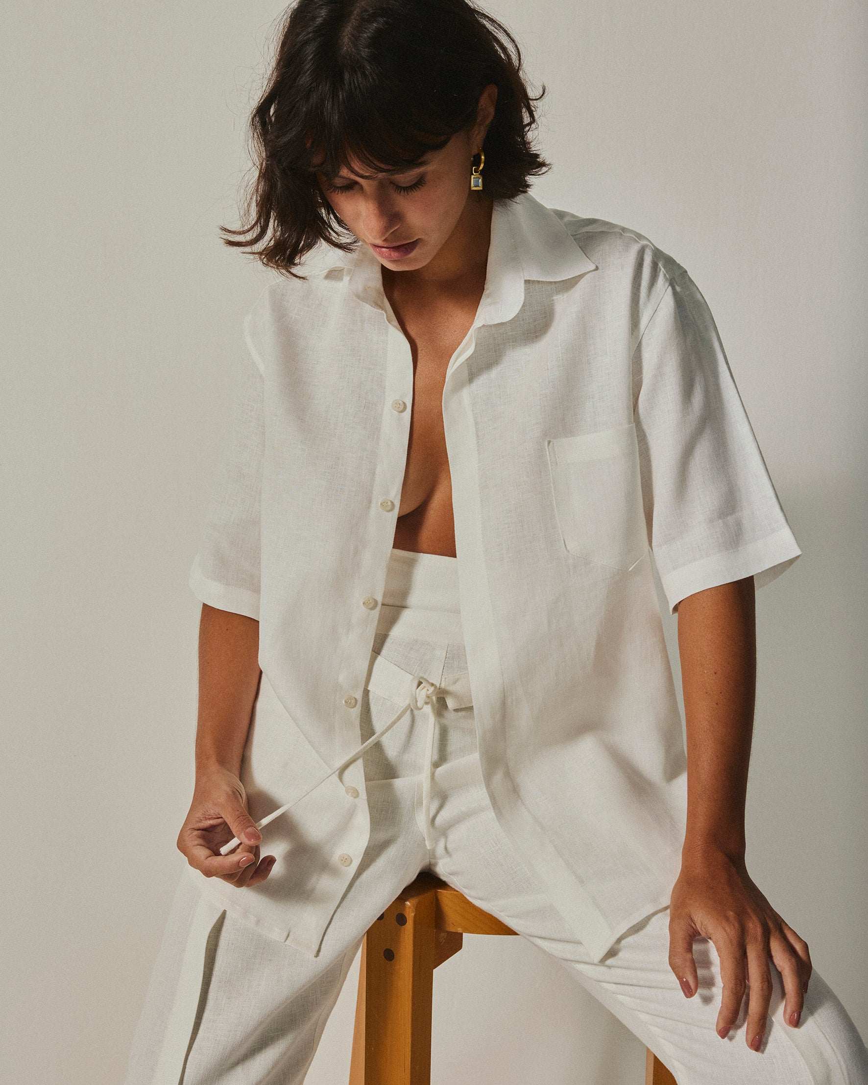 Camisa Miguel Linho Manga Curta Off White - Iara Wisnik