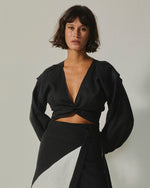 Blusa Gaia Manga Longa Linho Preto