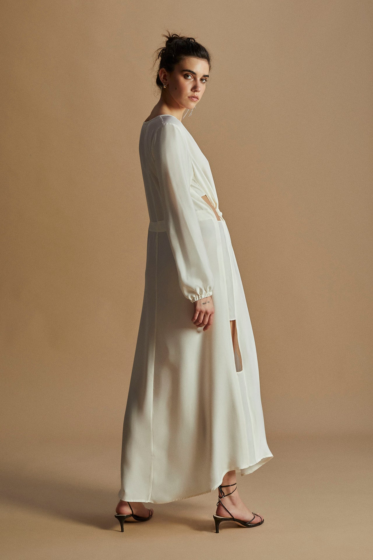 Vestido Vazado Manga Longa De Seda (Sob Encomenda)